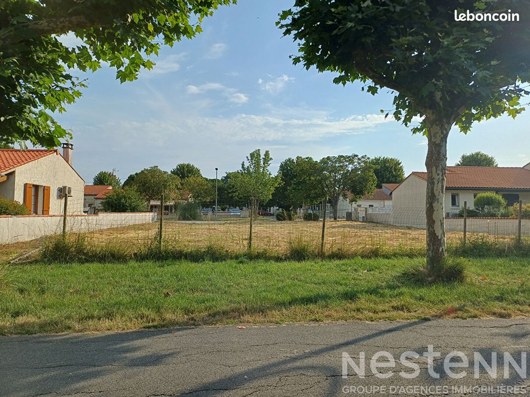 Terrain 620 m² · à Saujon · 620 m² · 138 000 €