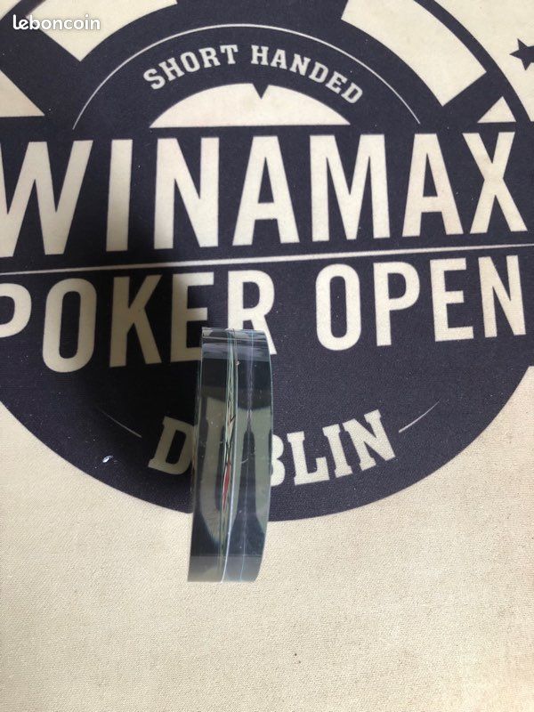 Bouton dealer poker , Winamax , Pokerstars , Barrière WSOP , carte de coupe (image 6)
