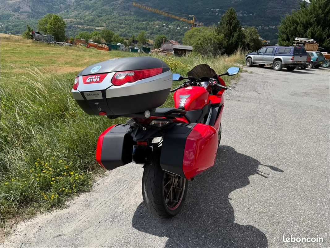 Honda 800 vfr f 2014 (image 7)