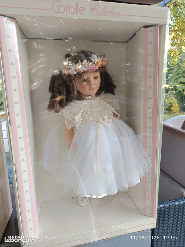 POUPEE CR CLUB CLODREY CEJI  Cousine  Catherine Refabert EN BOITE 1979 COROLLE EUR 90,00 - FR
