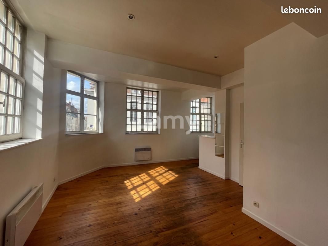 Appartement 3 pièces 49 m² · à Lille · 49 m² · 771 €/mois