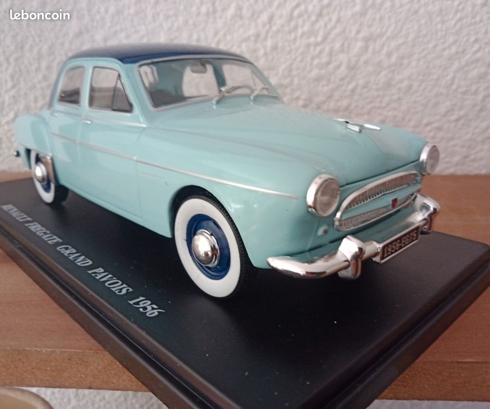Modèle Réduit Renault Frégate 1956 Grand Pavois - Échelle 1/43 - Auto Plus - Occasion TBE