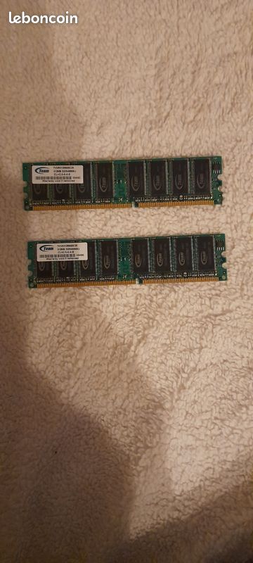Lot de deux Ram ddr 512mb 400mhz uddim (image 1)