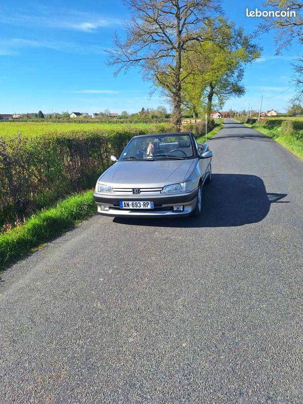 Voiture cabriolet (image 1)