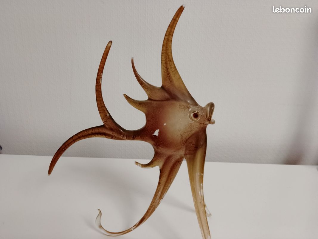 Poisson en verre changeant de couleur avec la météo (image 1)
