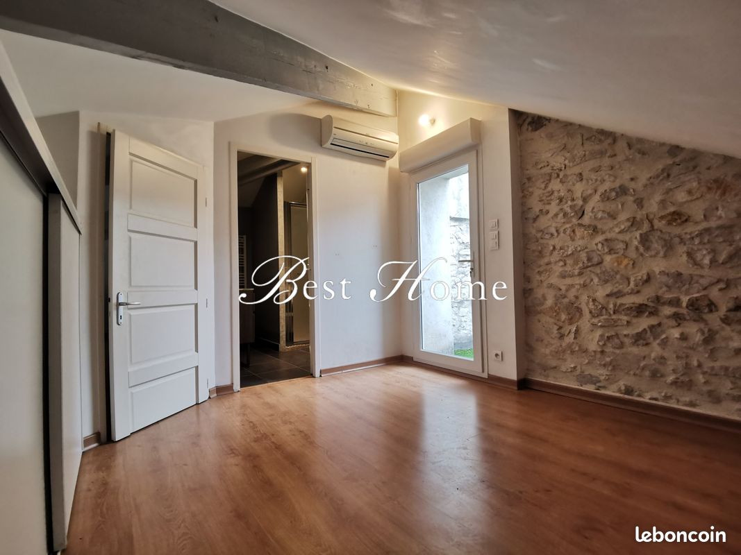 Appartement a louer nimes - 4 pièce(s) - 106 m2 - Surfyn