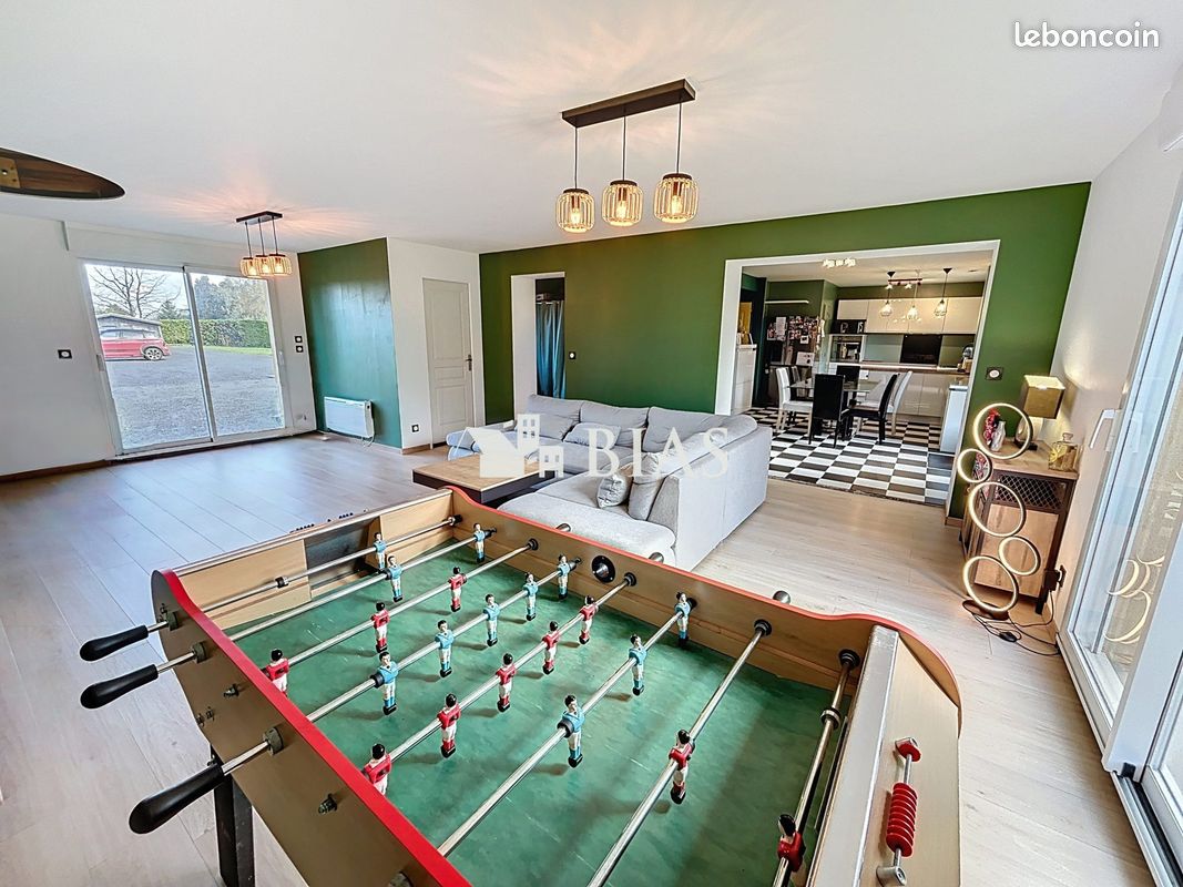 Maison 8 pièces 150 m² · à Lisieux · 150 m² · 269 990 €
