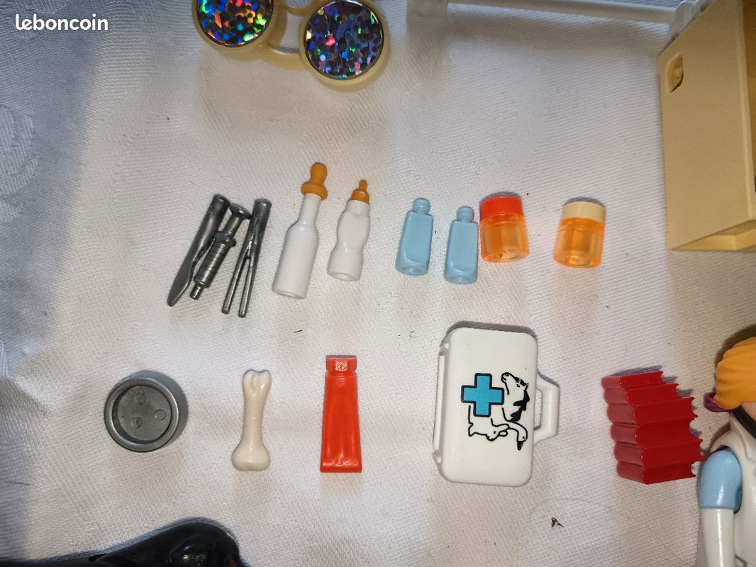 Playmobil cabinet vétérinaire (image 2)