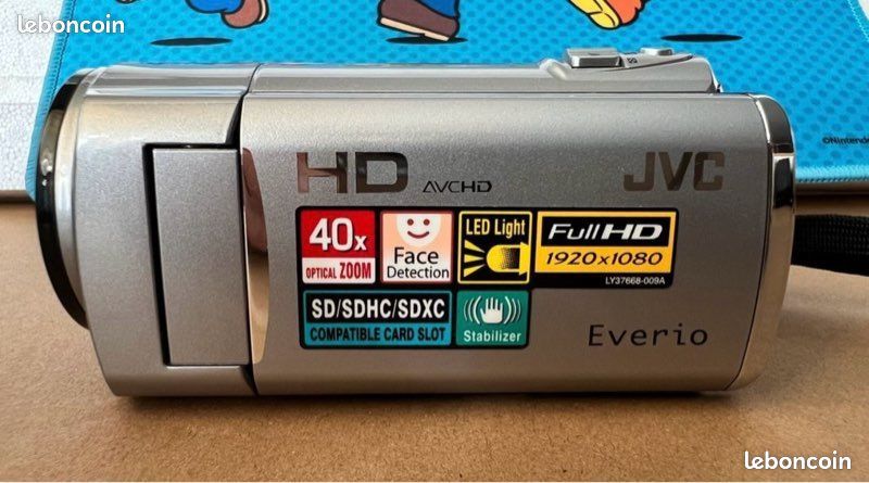 Camescope JVC Everio GZ-HM435SE – Argenté, 40x Zoom, Bon état De Fonctionnement