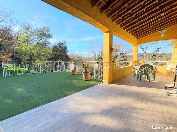 Villa 7 pièces 187 m²