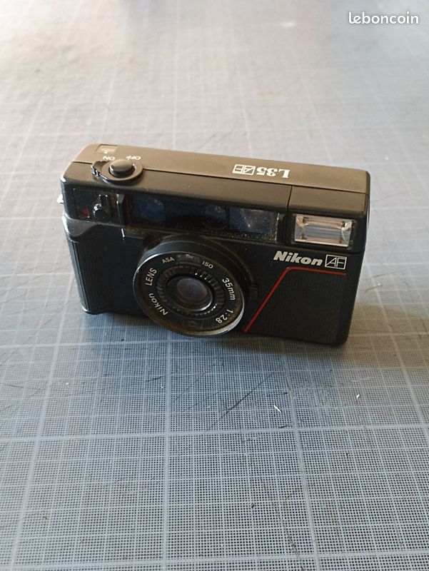 Nikon L35 AF-2 - Compact Argentique En état de marche