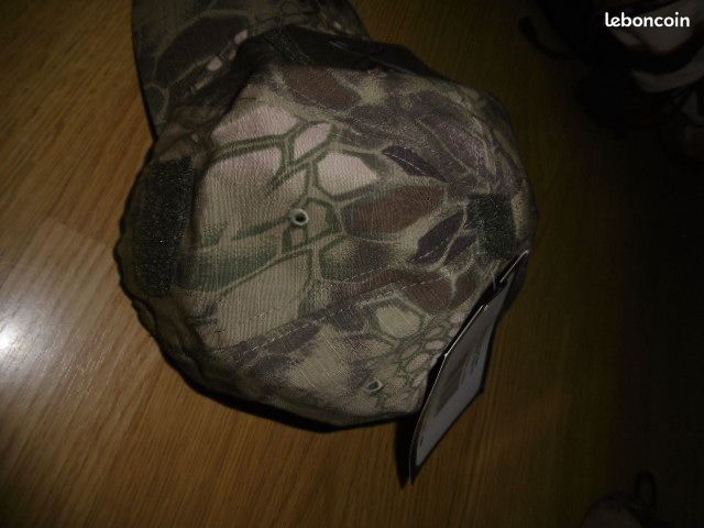 Casquette tête de mort NEUVE (image 2)