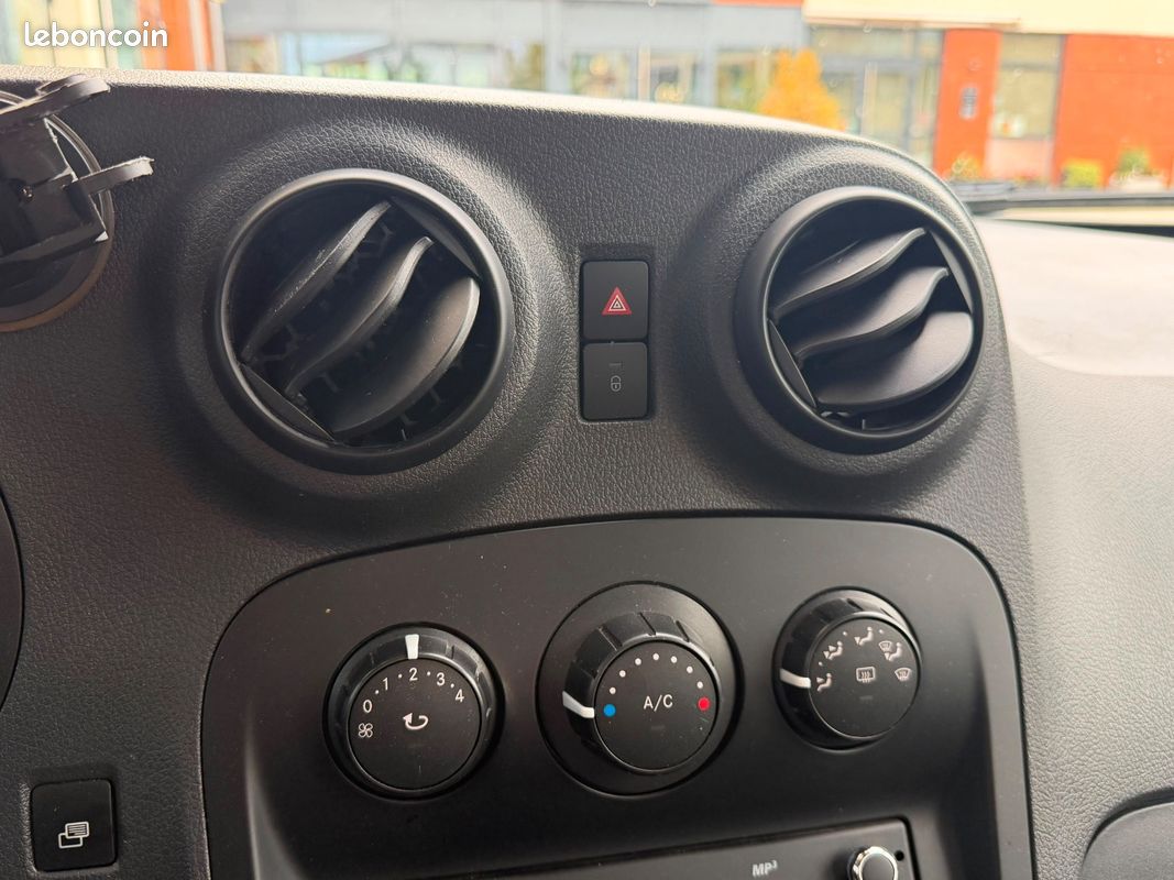 MERCEDES CITAN TOURER PROFESSIONNEL 109 CDI Long Select (image 30)