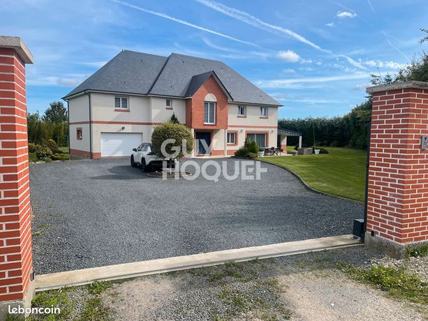 Maison 8 pièces 309 m²