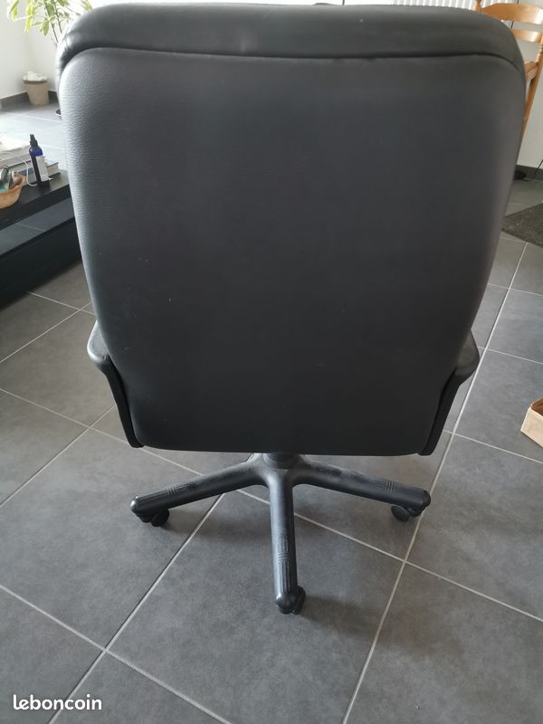 Siège de bureau en bon état (image 3)