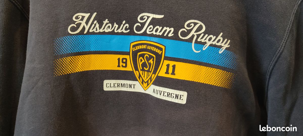 Pull asm clermont auvergne taille M Vêtements