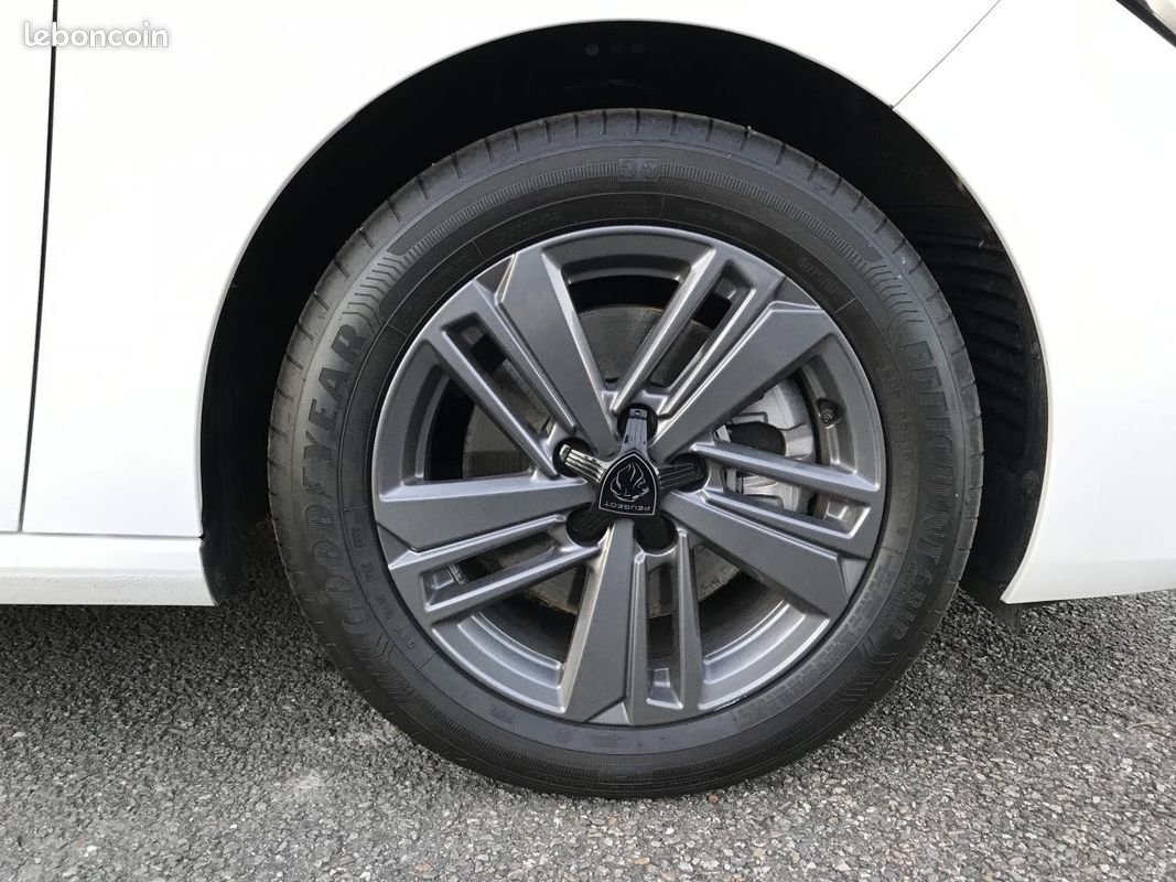 PEUGEOT 308 SW PureTech 130ch S&S EAT8 Active Pack (image 8)