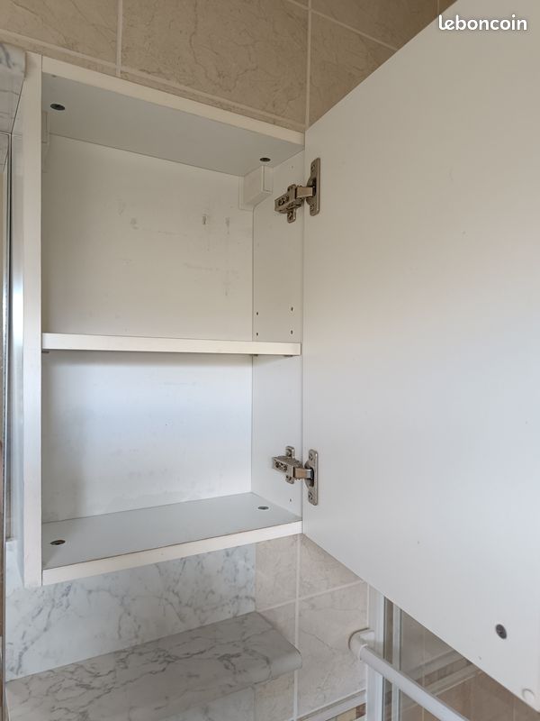 Salle de bain gratuite (image 3)