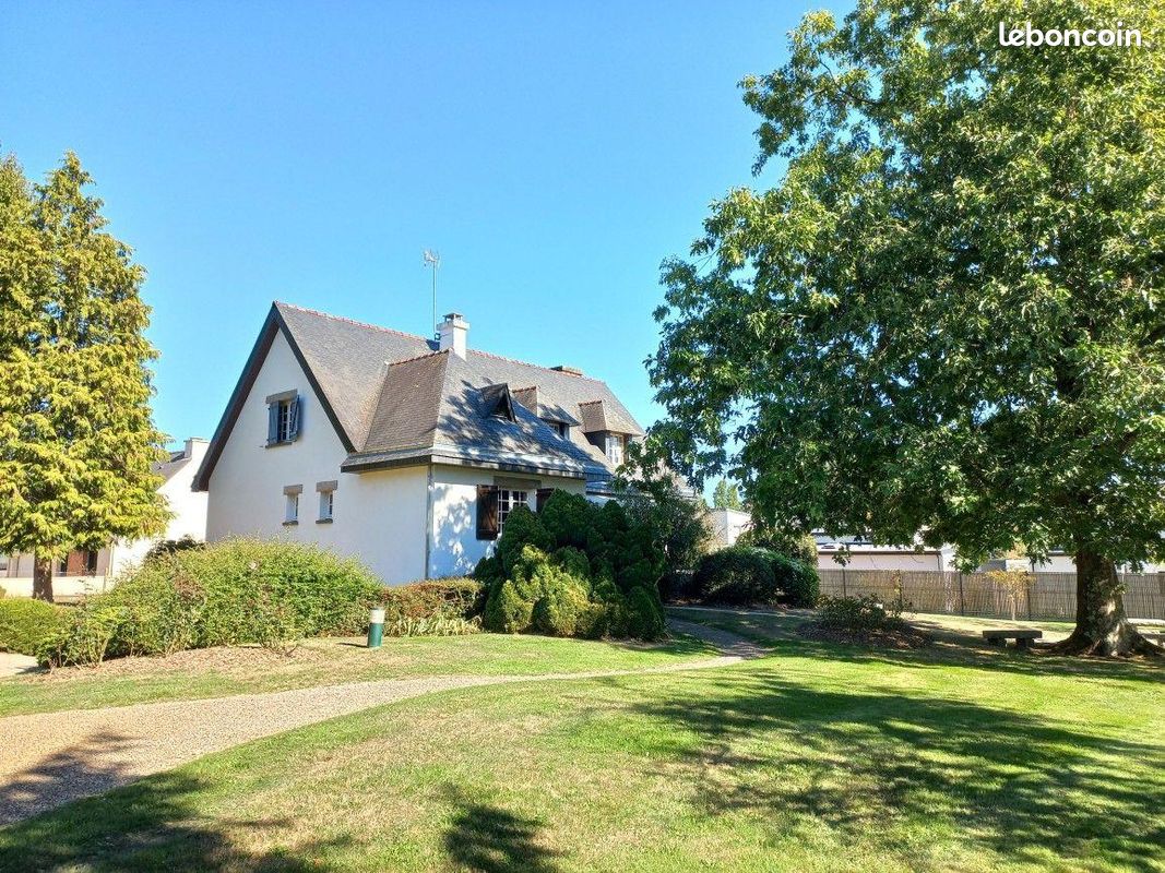 Maison 6 pièces 162 m² · à Liffré · 162 m² · 644 800 €