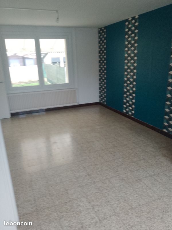 Maison 5 pièces 88 m² · à Aulnoye-Aymeries · 88 m² · 800 €