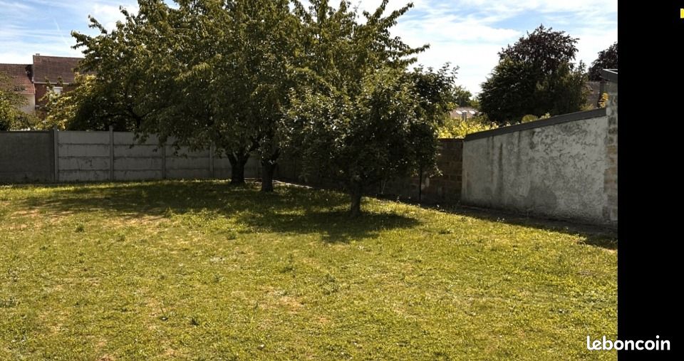 Terrain 690 m² Pontoise · 299 000 €