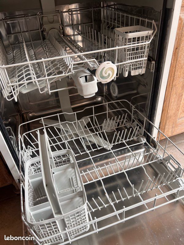Lave-vaisselle Brandt – Pour bricoleur ou pièces détachées (image 2)