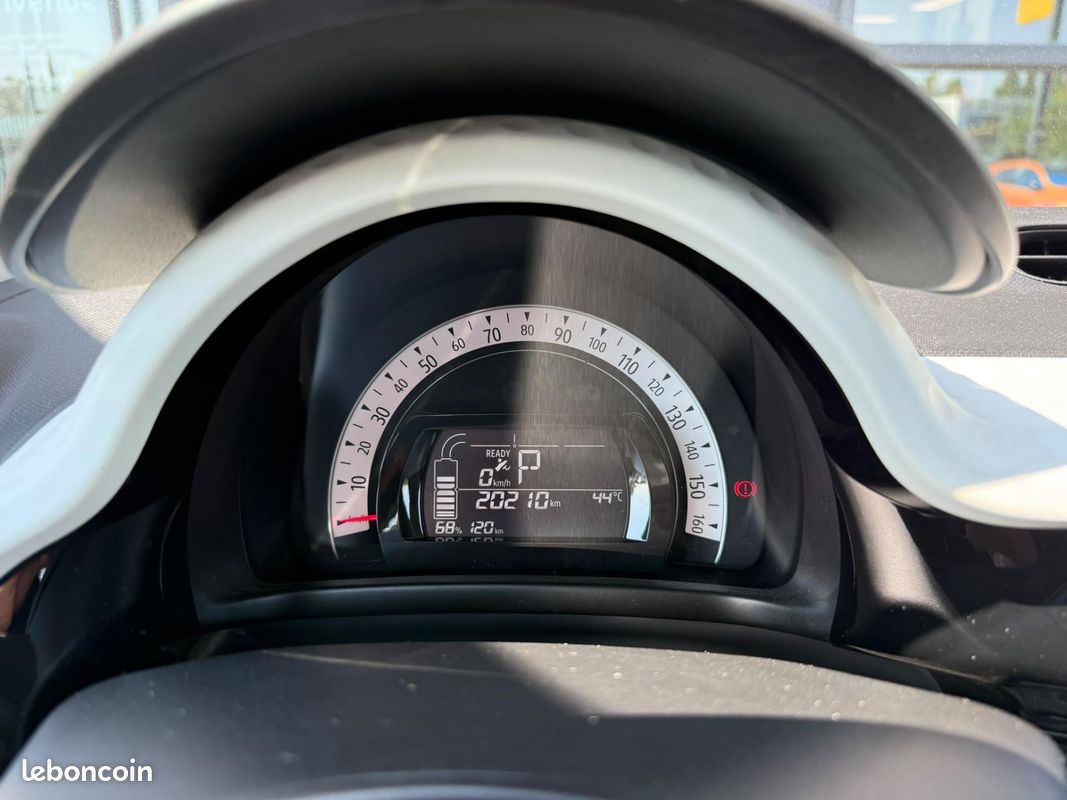RENAULT TWINGO E-Tech Electrique Achat intégral III BERLINE Zen PHASE 2 (image 17)
