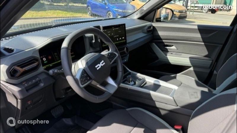 Dacia Bigster 1.8 hybrid 155ch Extreme (image 9)