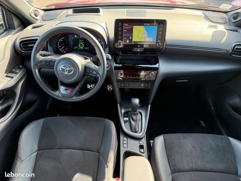 Toyota Yaris Cross Hybride 1.5 HYBRID 116H GR SPORT AUTO Pack (image 4)