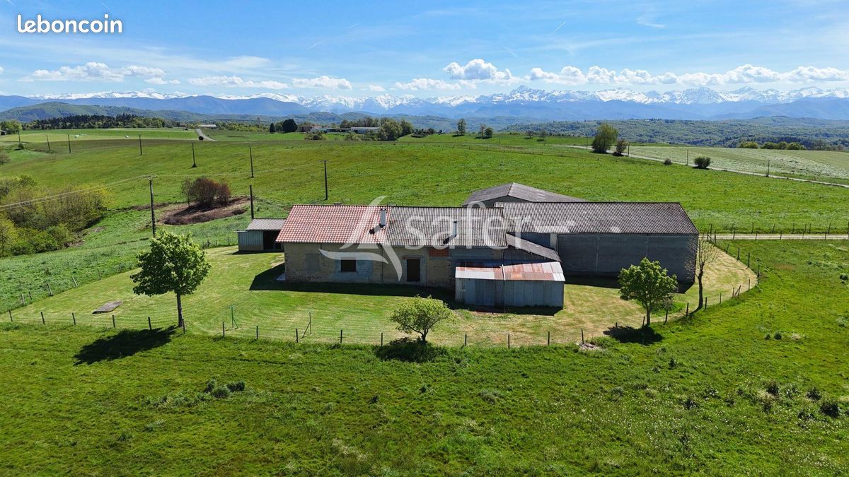 Maison 6 pièces 280 m² · à Montesquieu-Volvestre · 280 m² · 280 000 €
