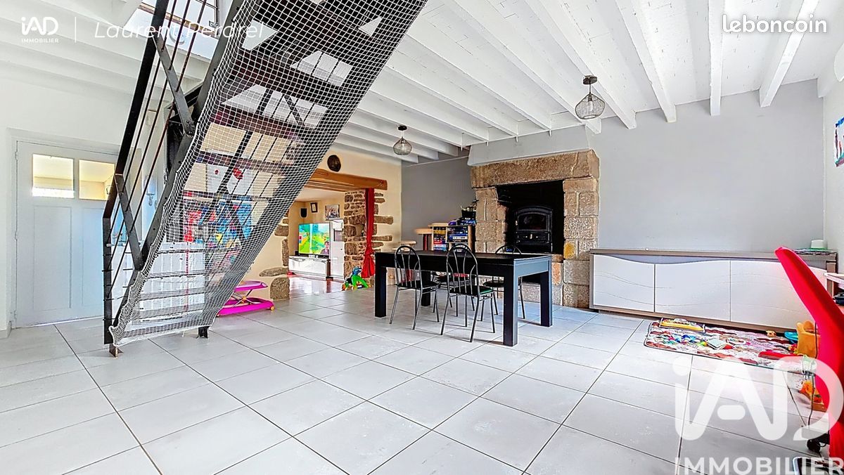 Maison 5 pièces 139 m² · à Allaire · 139 m² · 185 000 €