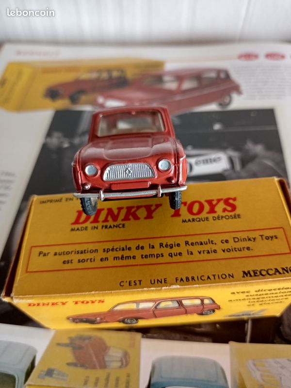 Dinky toys Renault 4l. 518 - Collection