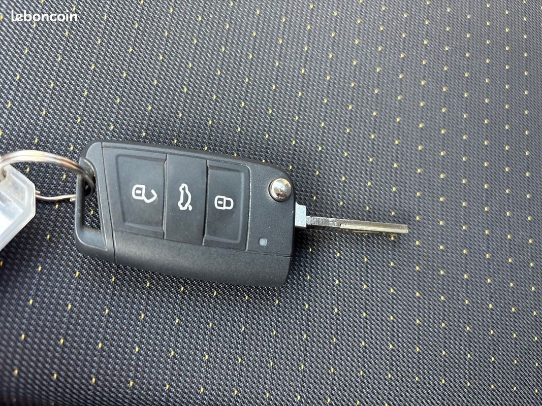 SEAT Arona 1.0 TSI 95 ch Start/Stop BVM5 Copa (image 25)