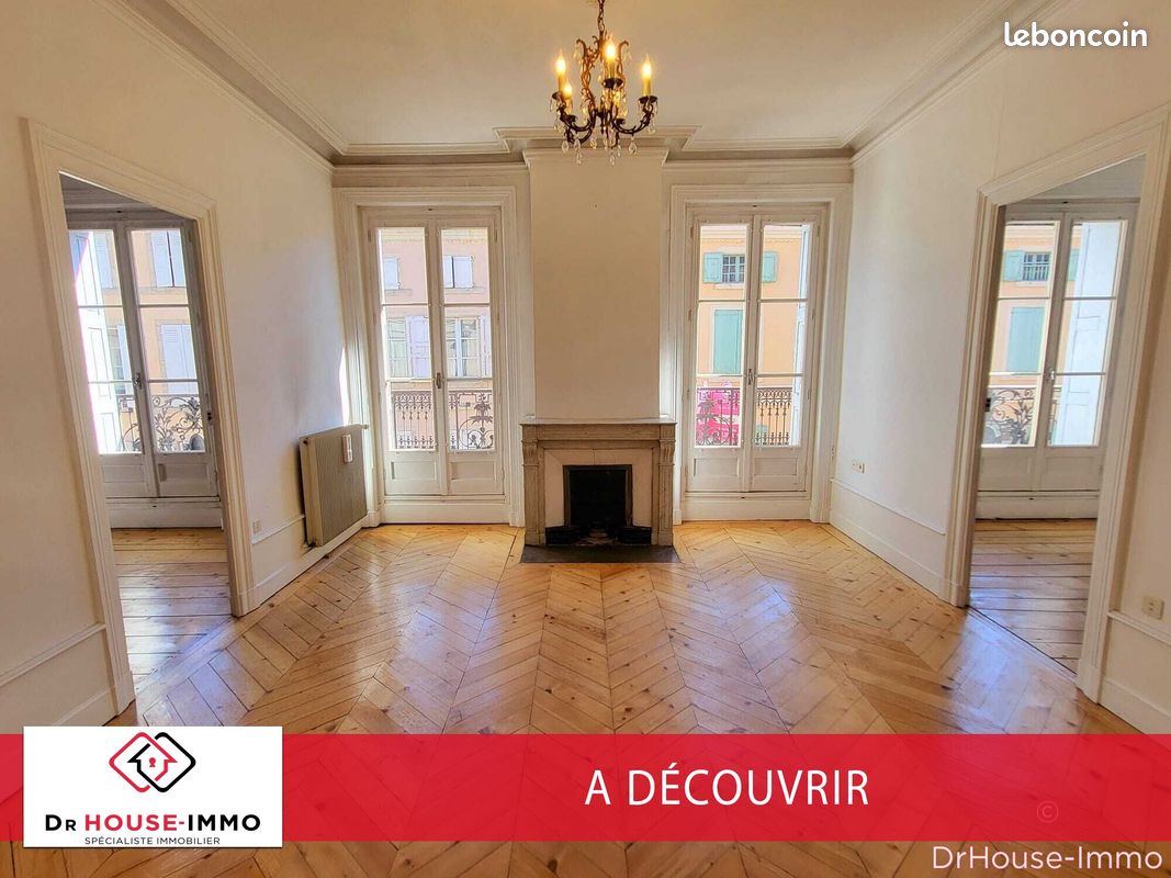 Appartement 6 pièces 119 m² · à Le Puy-en-Velay · 119 m² · 163 000 €