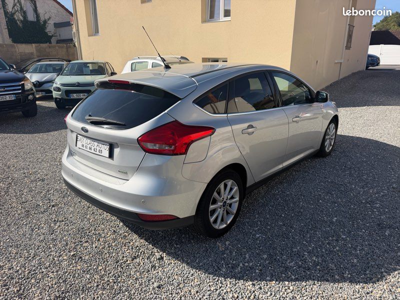 Ford FOCUS TITANIUM 1.0 125ch GPS/LED/RADAR AR/JA (image 2)