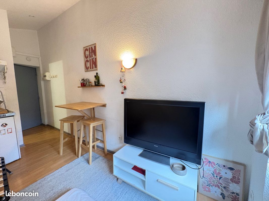 Appartement 1 pièce 14 m² · à Clermont-Ferrand · 14 m² · 350 €