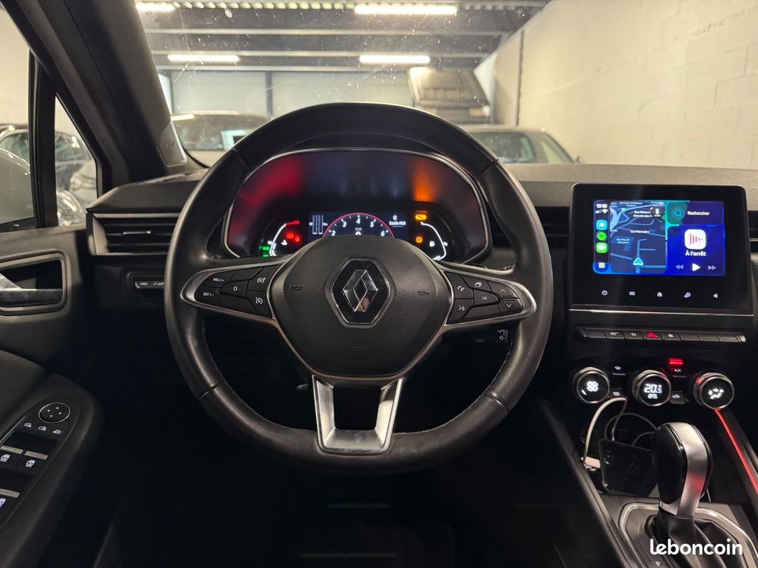 Renault CLIO V Intens 1.3 TCe 130ch CARPLAY / SUIVI COMPLET RENAULT / CAMERA / RADAR AV & AR / CLIM AUTO (image 14)