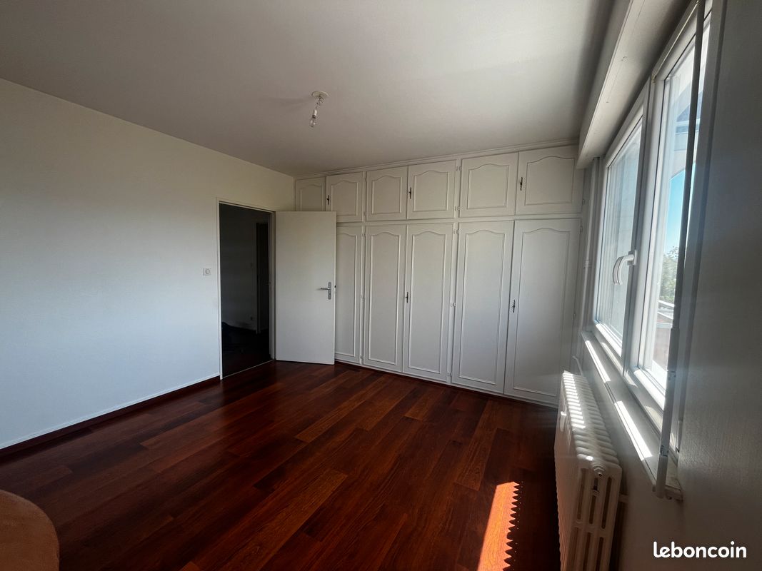Appartement 2 pièces 53 m² · à Noisy-le-Roi · 53 m² · 170 000 €
