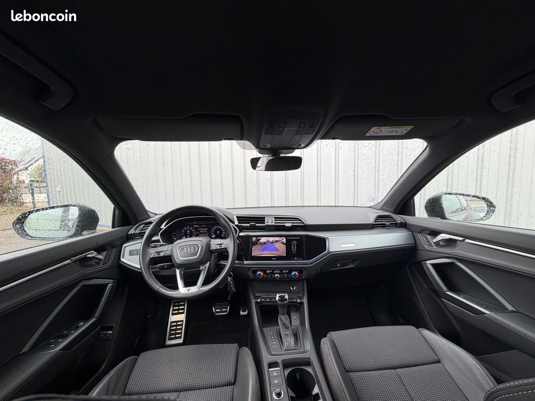 AUDI Q3 II 45 TFSI e 245ch S line S tronic 6 (image 3)