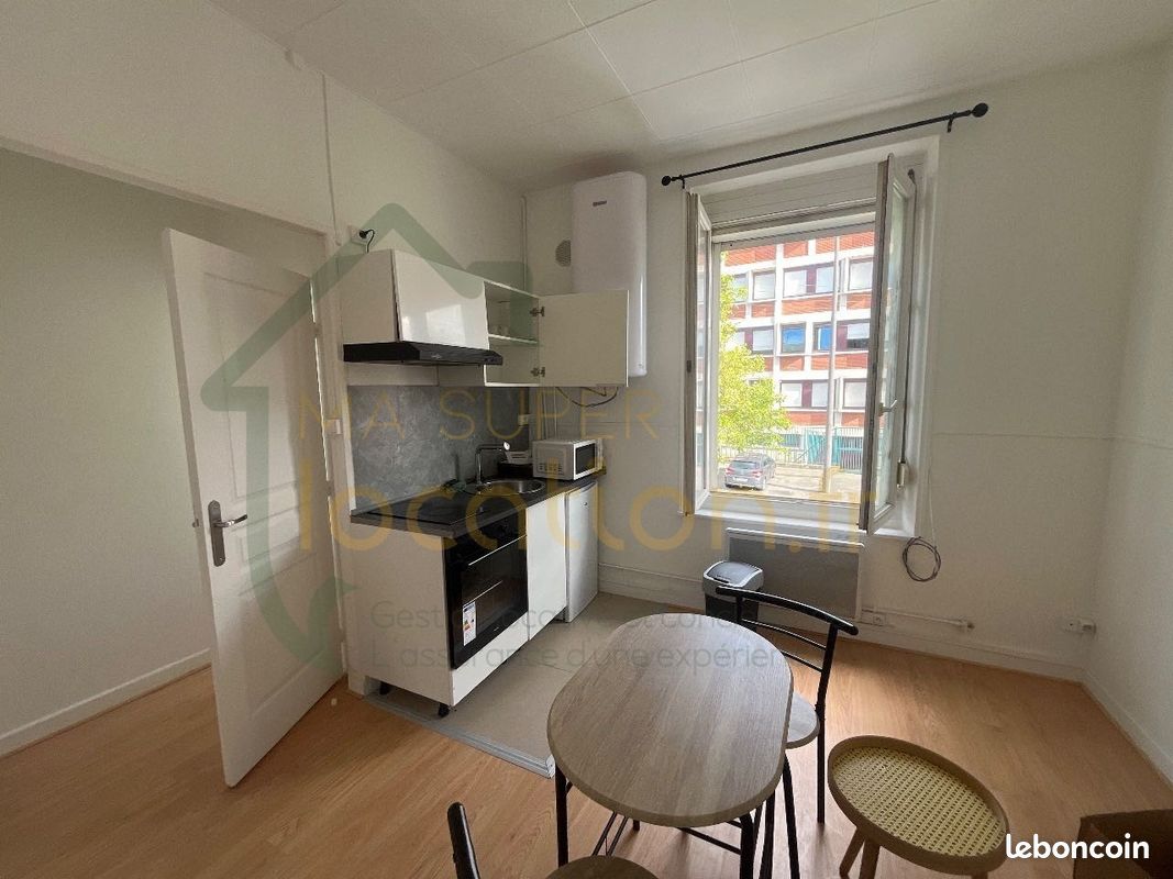 Appartement 1 pièce 27 m² · à Saint-Quentin · 27 m² · 450 €