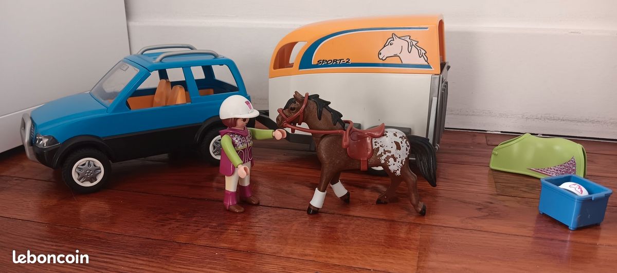 Van à chevaux Playmobil 5223 (image 1)