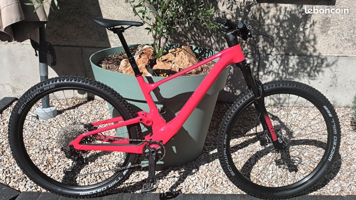 VTT SCOTT Spark 960 (image 1)