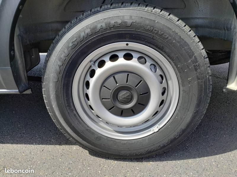 Volkswagen Crafter Fg 35 L3H3 2.0 TDI 140ch Business Traction BVA8 (image 29)
