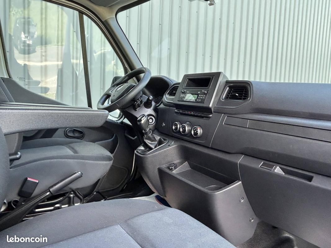 Renault Master FOURGON F3500 L2H2 DCI 135 GRAND CONFORT (image 13)