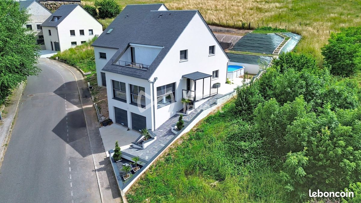 Maison 5 pièces 129 m² · à Le Monastère · 129 m² · 359 000 €