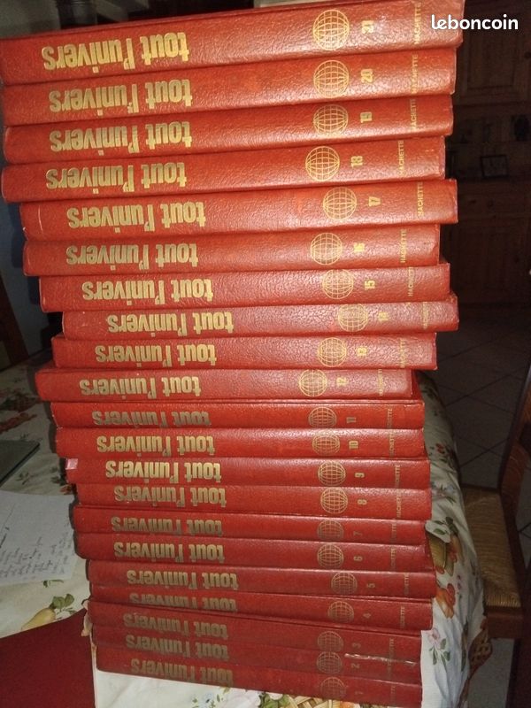 Livre tout l'univers (image 1)