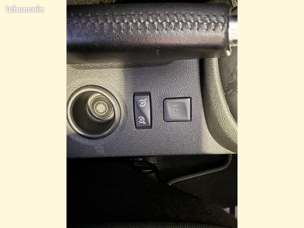 Renault Captur 1.3 TCE 150CH EDC INITIAL PARIS (image 13)