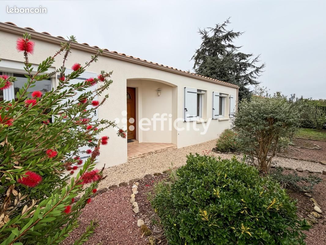 Maison 5 pièces 99 m² · à Vairé · 99 m² · 279 000 €