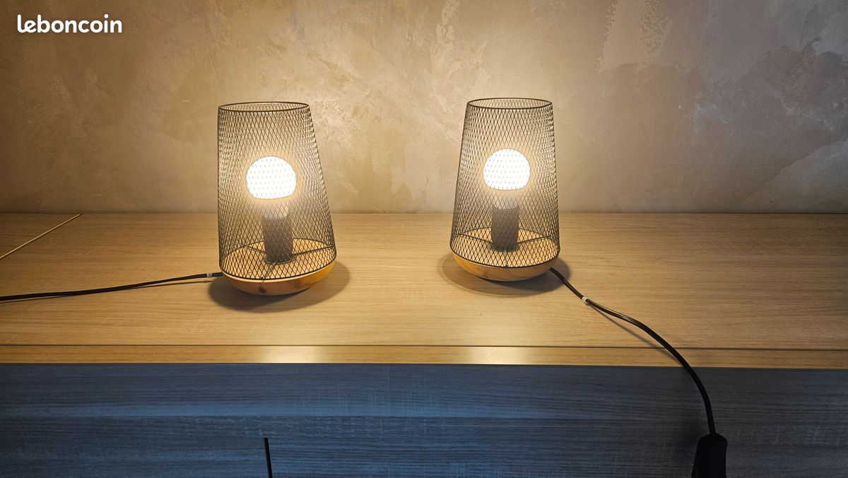 Lampes à poser métal et bois ATMOSPHERA (image 1)
