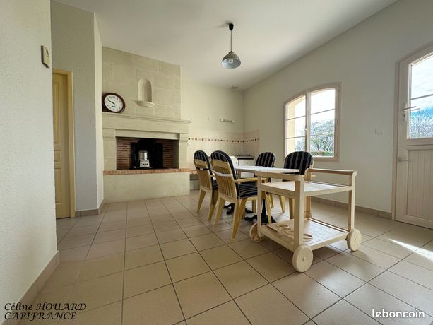 Maison 9 pièces 270 m² — 19